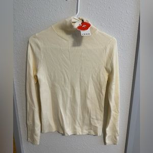 Cider turtleneck